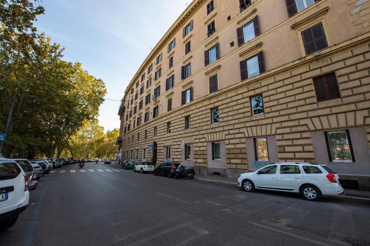 Lungotevere Ripa Rzym Zewnętrze zdjęcie